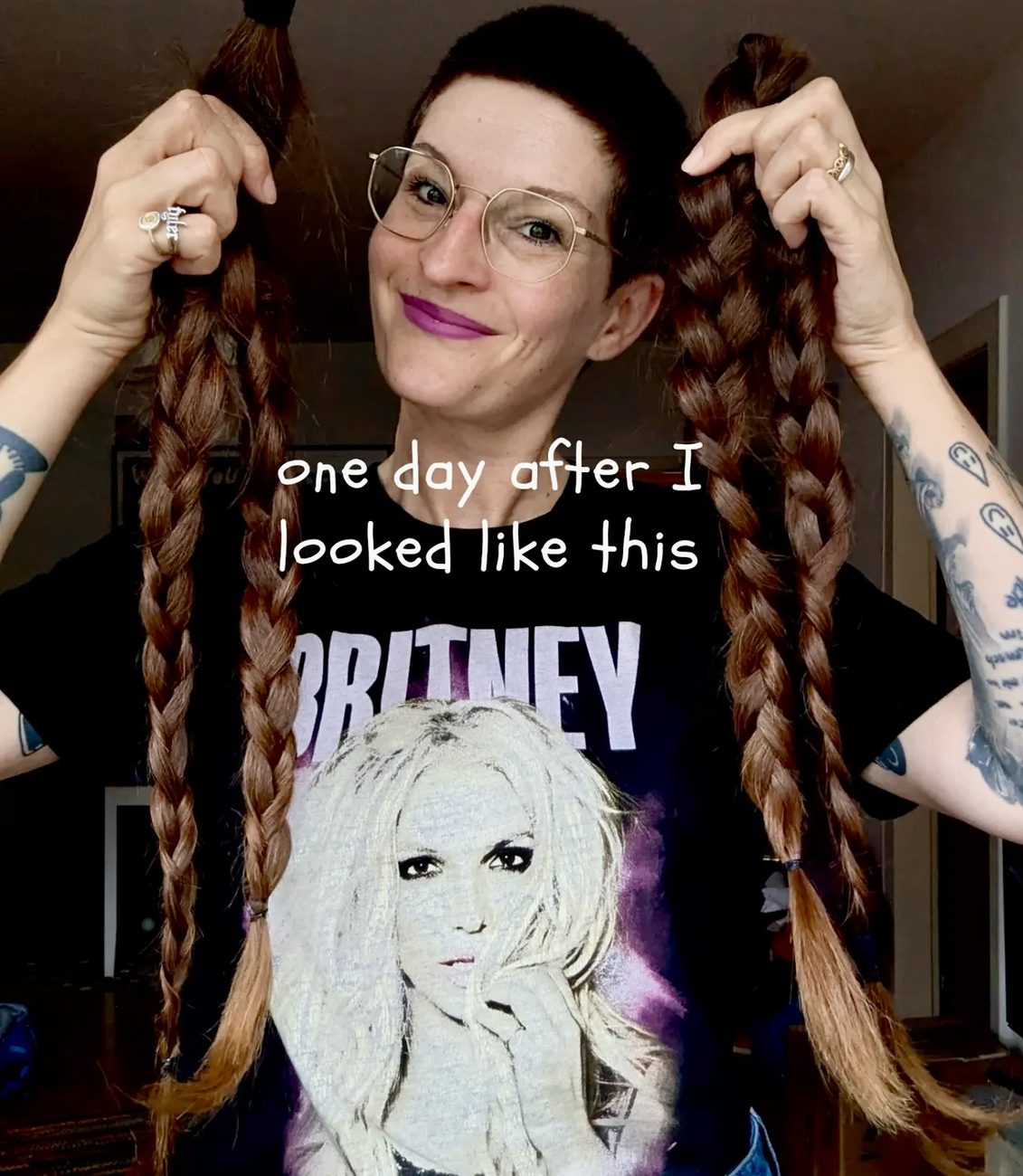 One day after: the same donor, smiling, with her two donated braids